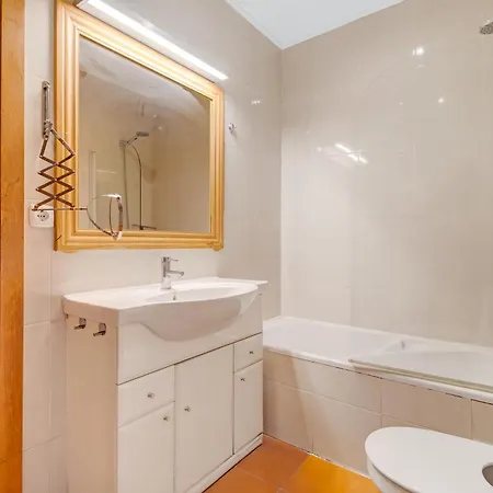 Apartment Santa Apolonia